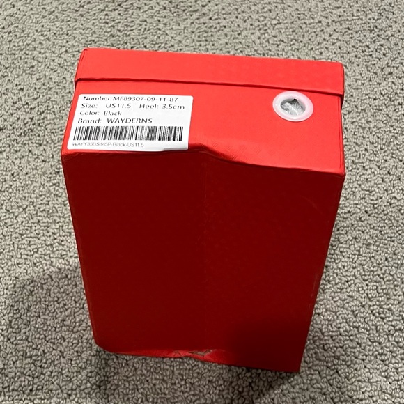 NIB ladies US 11.5 Wayderns black heels - Picture 5 of 8